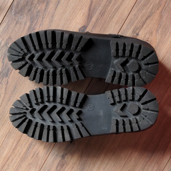 Black patent leather tie shoes - Picture 7 of 9